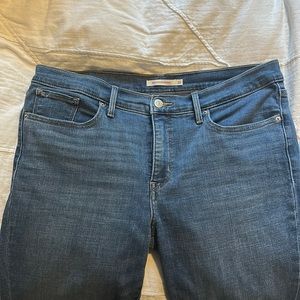 Levis 311 Shaping Skinny Jeans Ankle Length 32